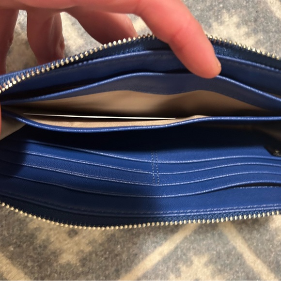 Coach cobalt Blue Wristlet Clutch with Silver Accents new - Picture 10 of 15